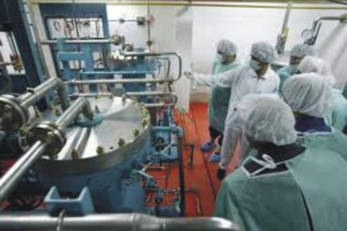 Scientists and experts will continue to advance the country's nuclear industry, Iran says