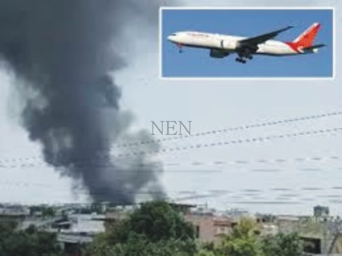 Indian passenger plane crashes in residential area of ​​Ahmedabad, 133 dead, toll feared to rise, rescue operations underway