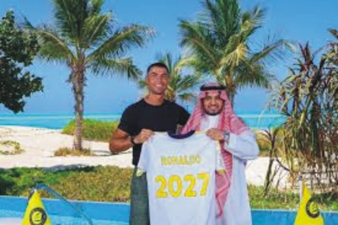 Ronaldo's most expensive contract with Al-Nasr, how much will he get in a day's salary and benefits?