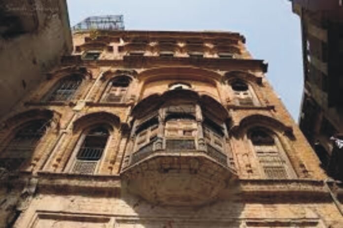 86 dilapidated buildings in Rawalpindi declared dangerous, ordered to be evacuated immediately