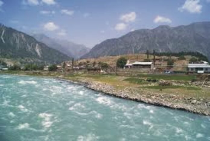 Decision to install early warning system in Swat River